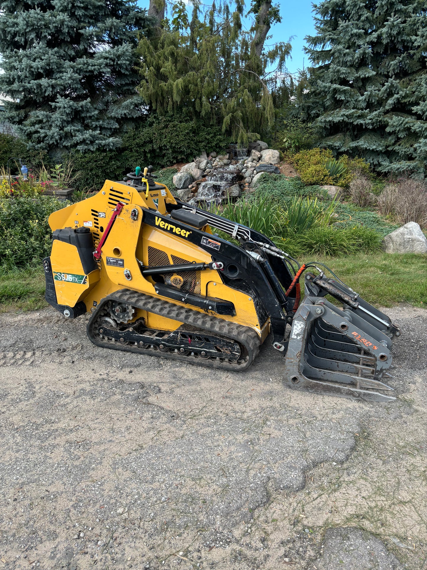 925SC Mini Skidsteer