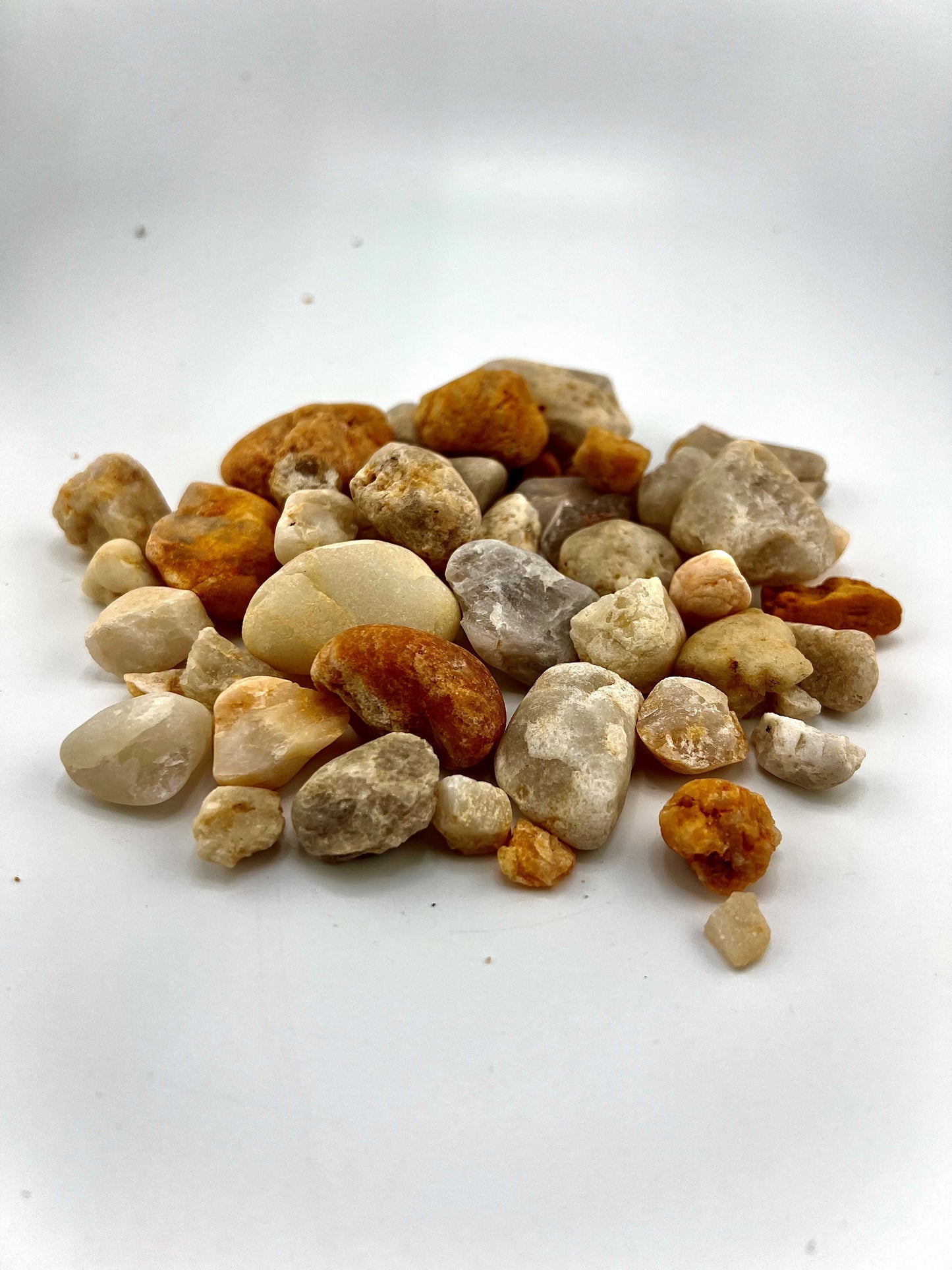 Silica Pebbles